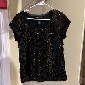 Beautiful Black sequined tunic top !! Great holiday top !!